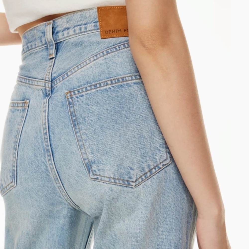 Aritzia Denim Forum The Joni High Rise Loose Jeans - Picture 4 of 4